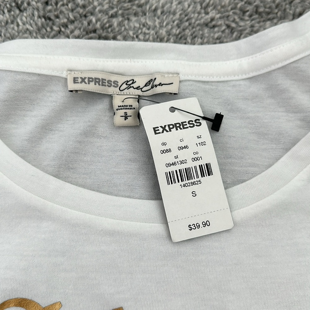 Express Tee - Picture 3 of 3